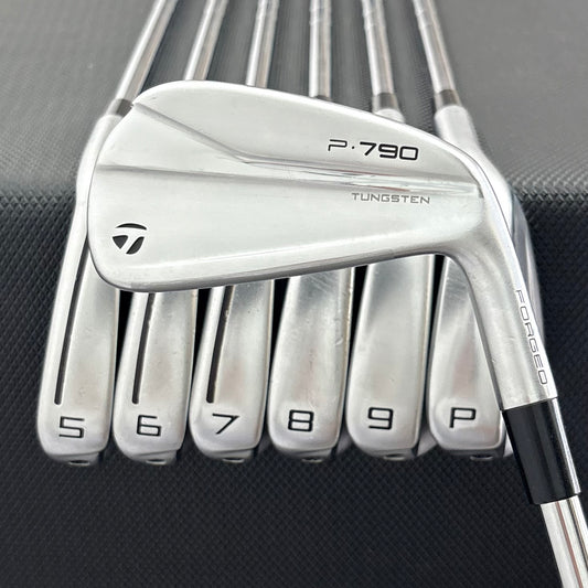 TAYLORMADE P790 2021 IRON SET