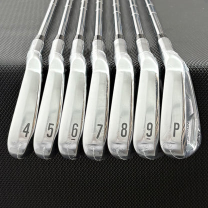 NEW SRIXON ZXI7 IRON SET