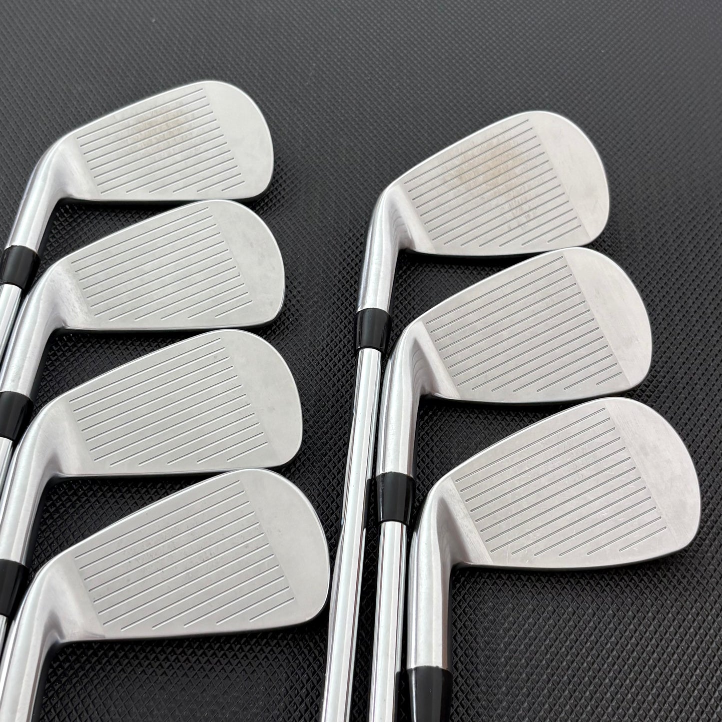 TITLEIST T200 2023 IRON SET