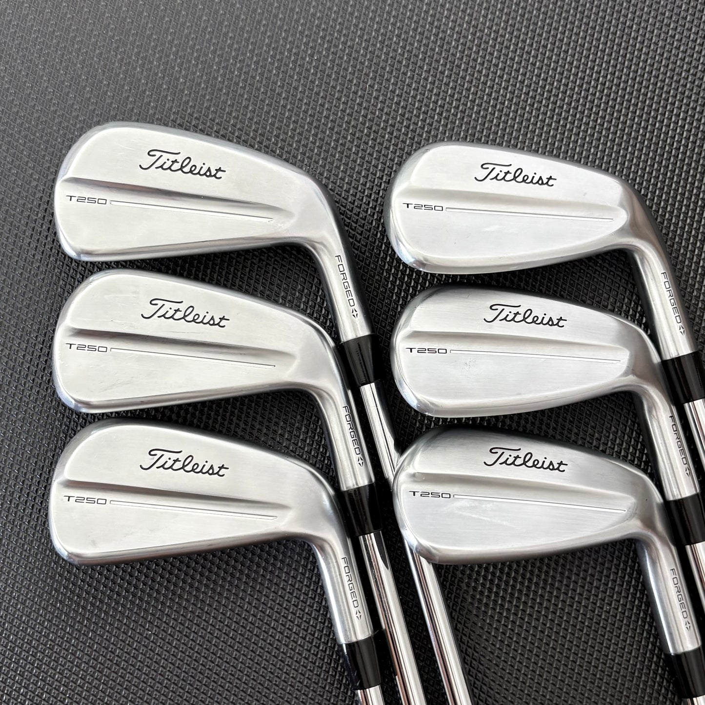 TITLEIST T250 2025 IRON SET