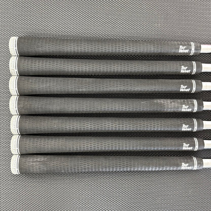 LH TAYLORMADE BURNER PLUS IRON SET