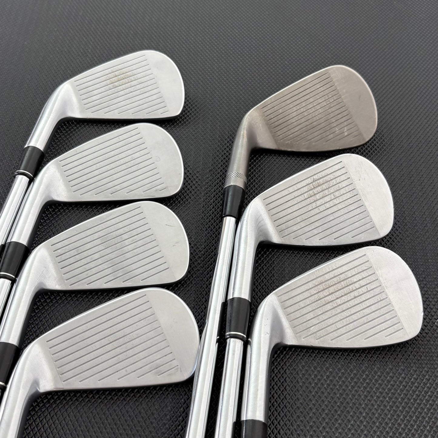 TITLEIST T100 2023 IRON SET