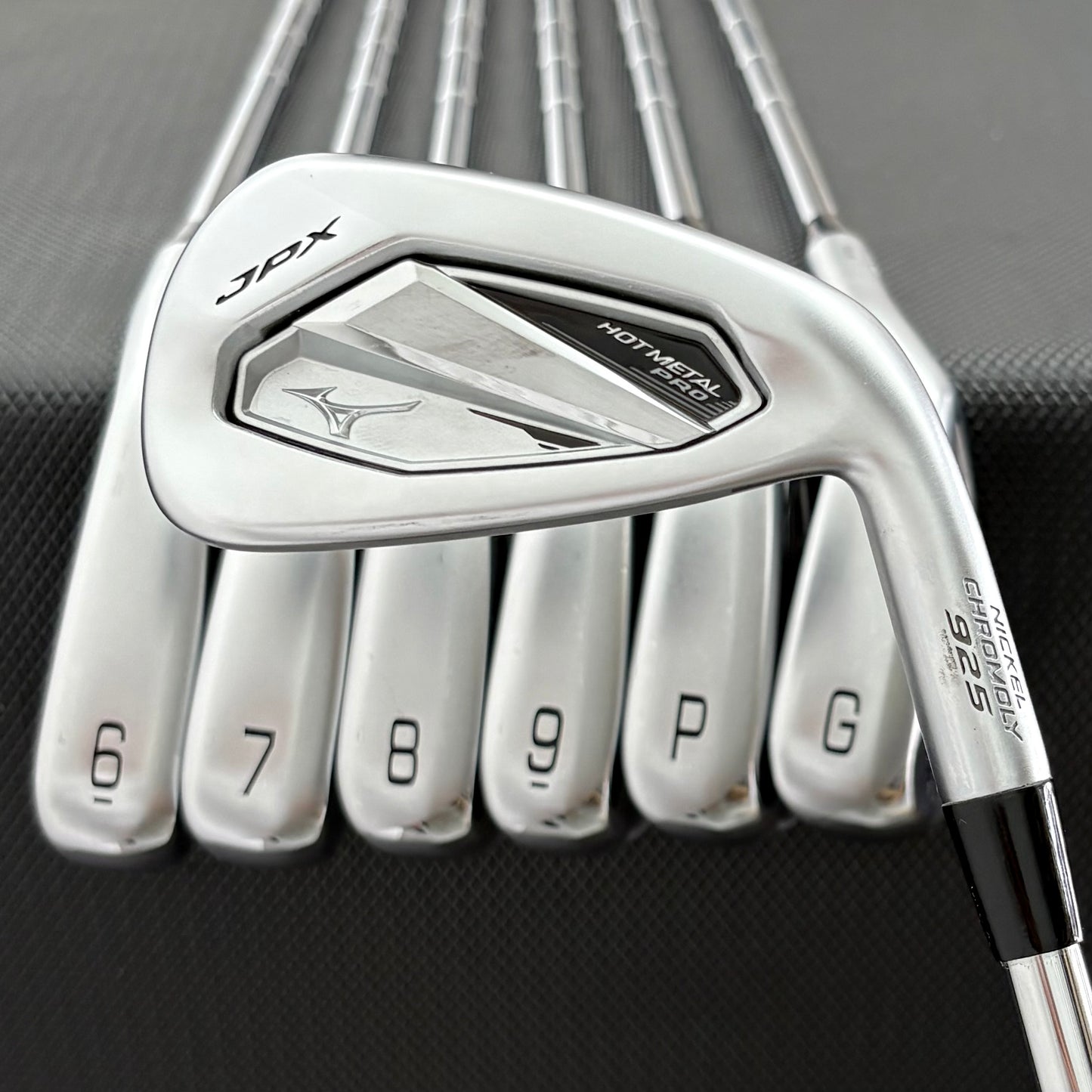 MIZUNO JPX 925 HOT METAL PRO IRON SET