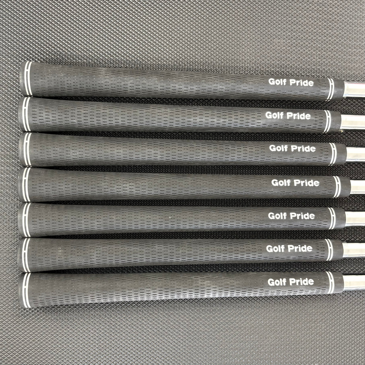 TAYLORMADE P770 2023 IRON SET