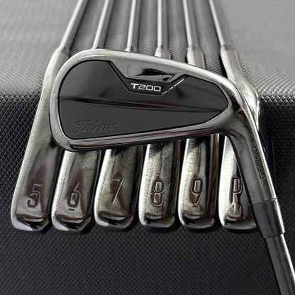TITLEIST T200 BLACK 2021 IRON SET