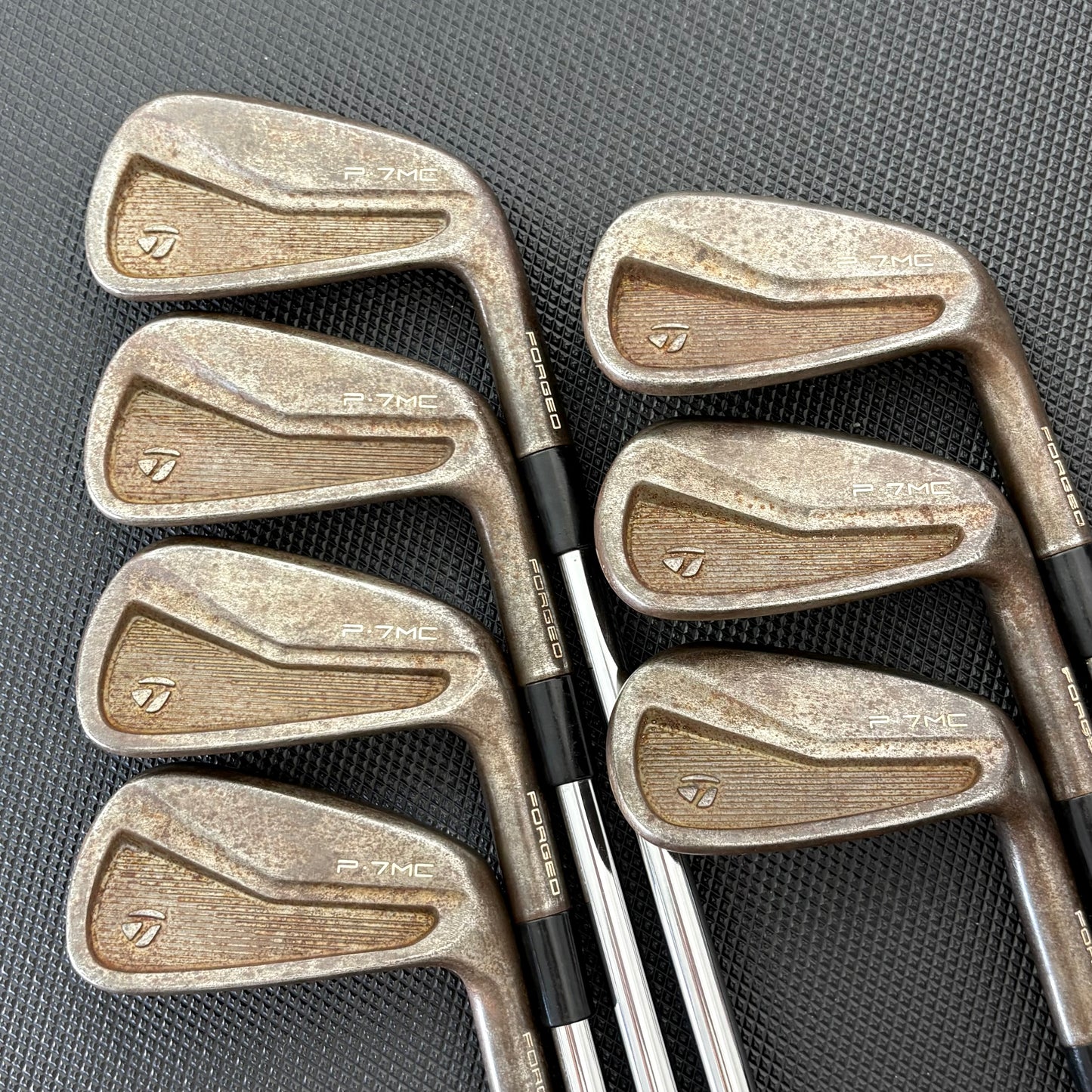 TAYLORMADE P7MC LIMITED EDITION RAW IRON SET