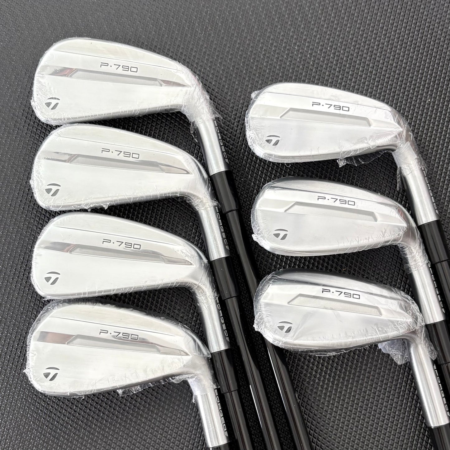 NEW TAYLORMADE P790 2025 IRON SET