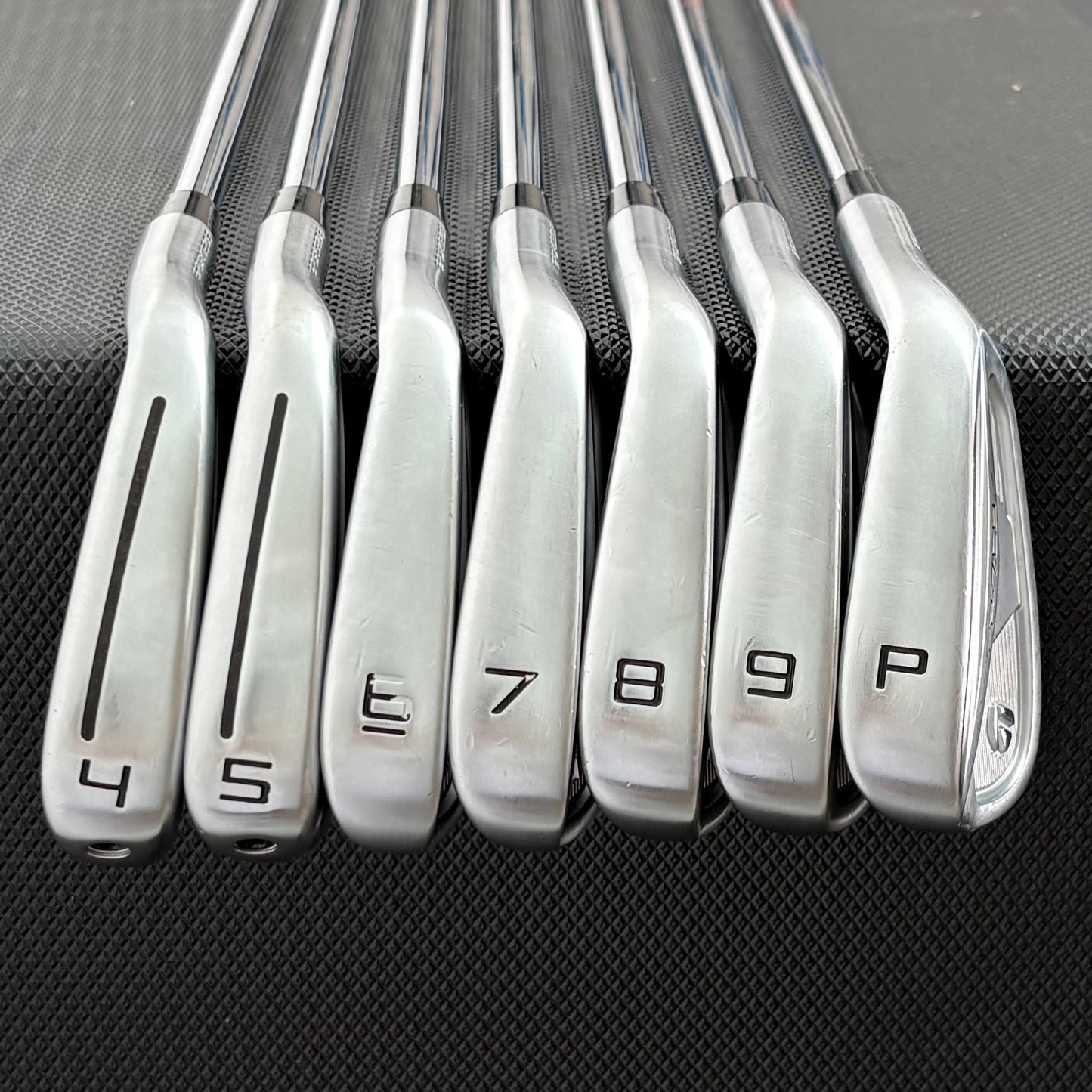 TAYLORMADE P770/P7CB 2024 COMBO IRON SET
