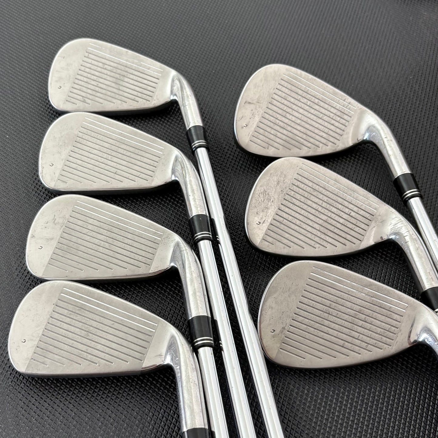 LH TAYLORMADE BURNER PLUS IRON SET