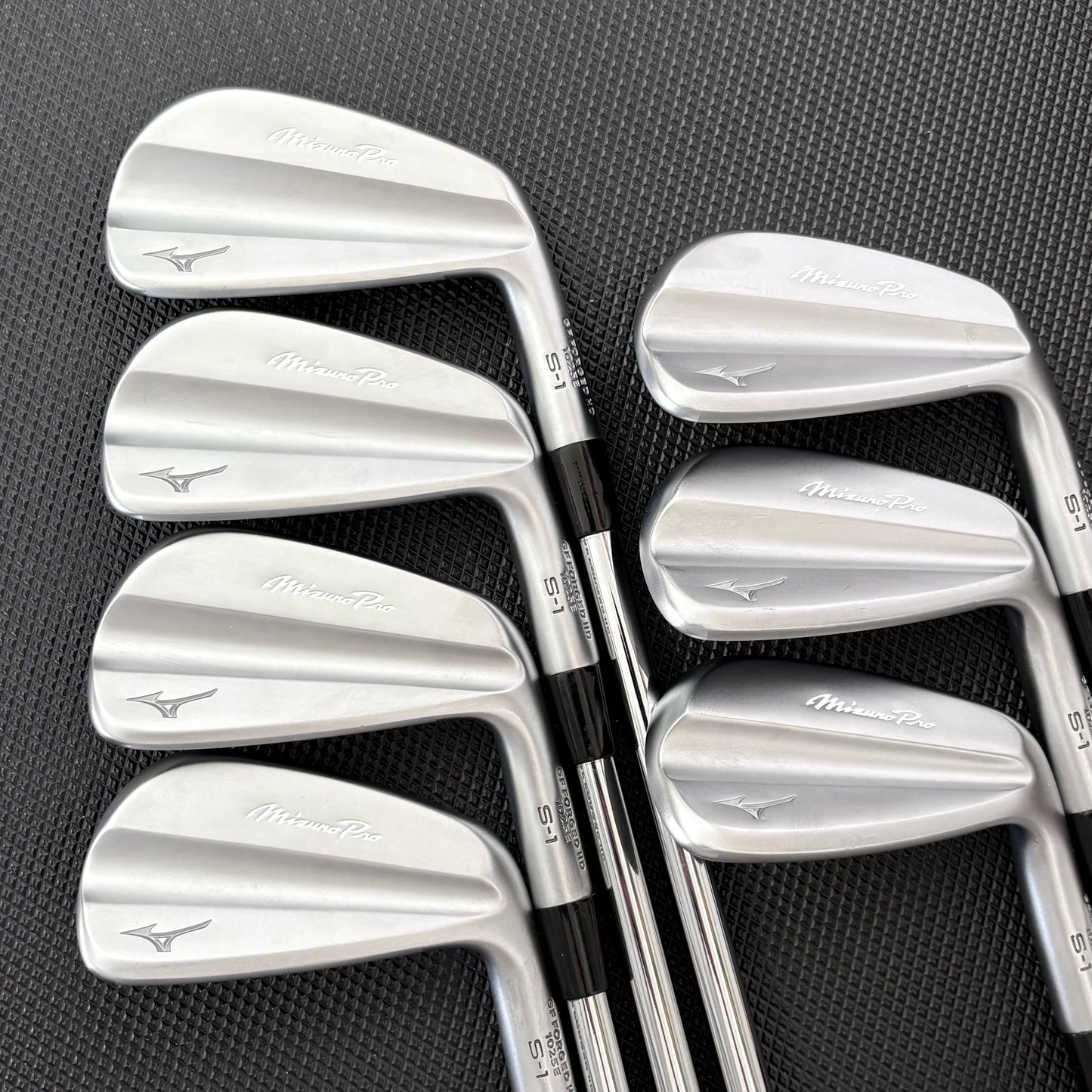 MIZUNO PRO S-1 IRON SET