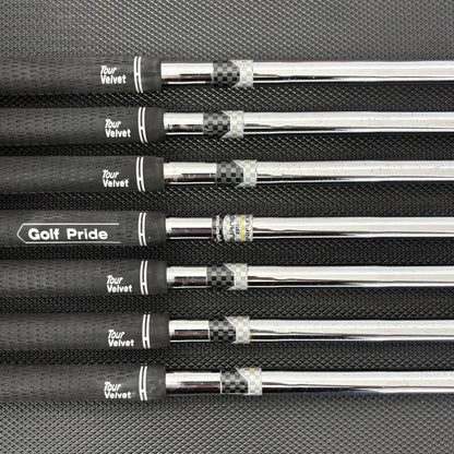 LH TAYLORMADE BURNER PLUS IRON SET