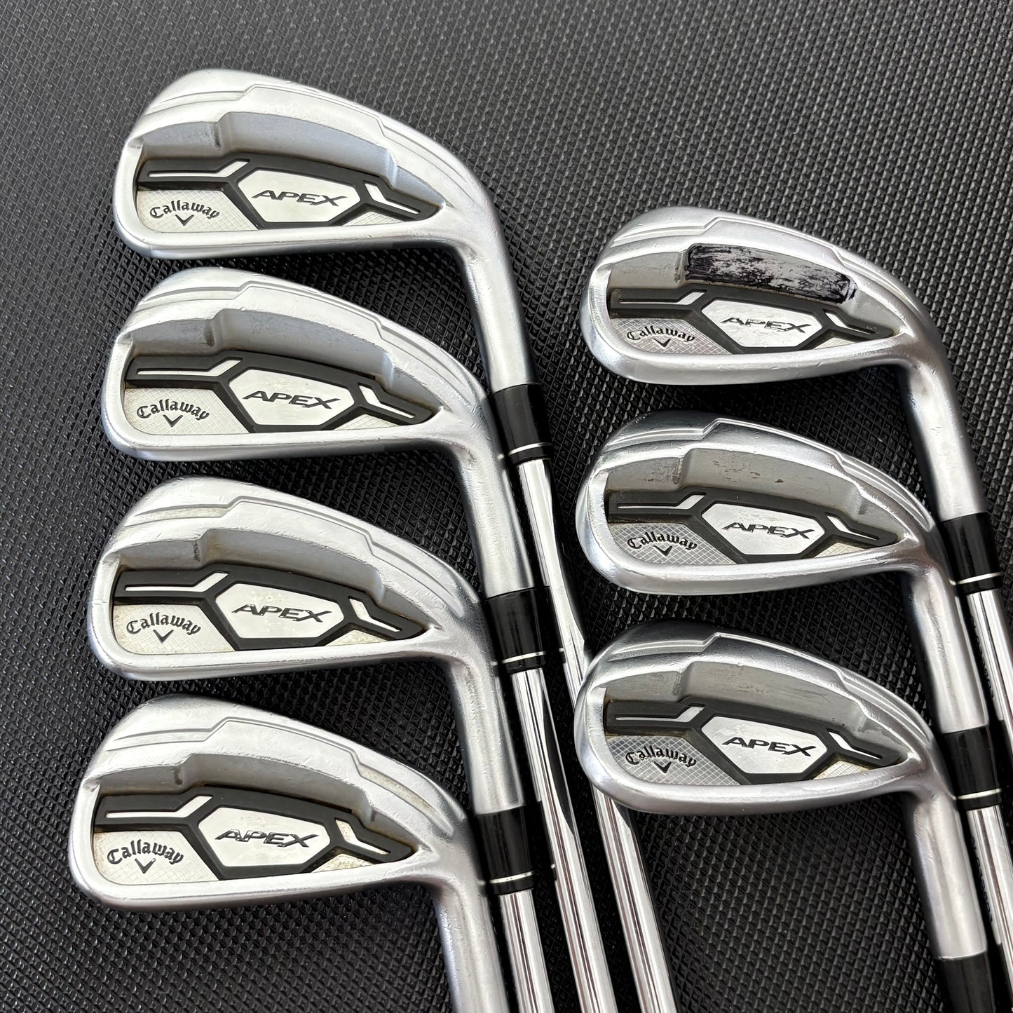 CALLAWAY APEX CF16 IRON SET