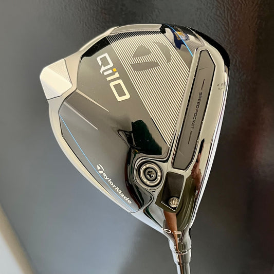 NEW TAYLORMADE QI10 DRIVER (10.5 DEGREE) + HEADCOVER