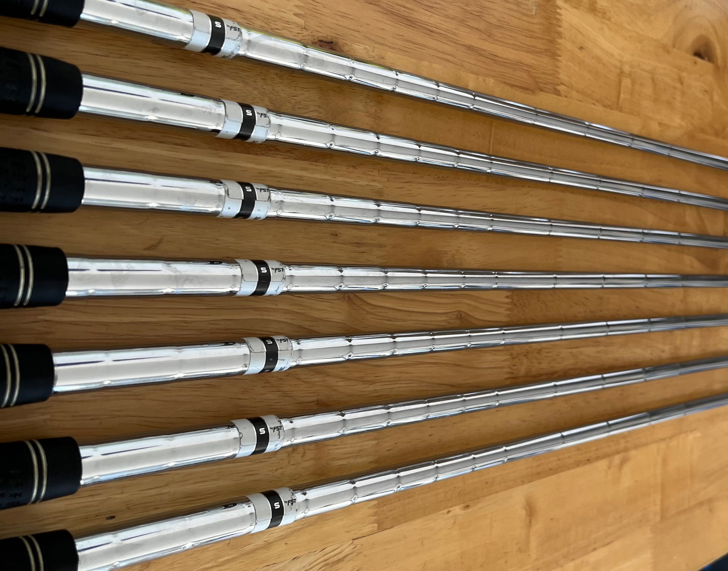 COBRA FMAX SUPERLITE IRON SET