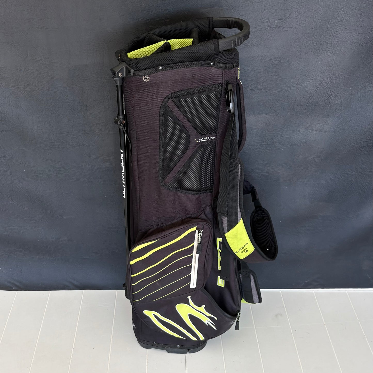 COBRA ULTRALIGHT GOLF STAND BAG