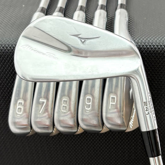 MIZUNO PRO 241 IRON SET
