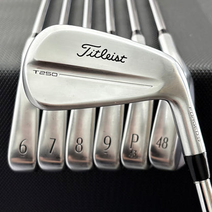 TITLEIST T250 2025 IRON SET