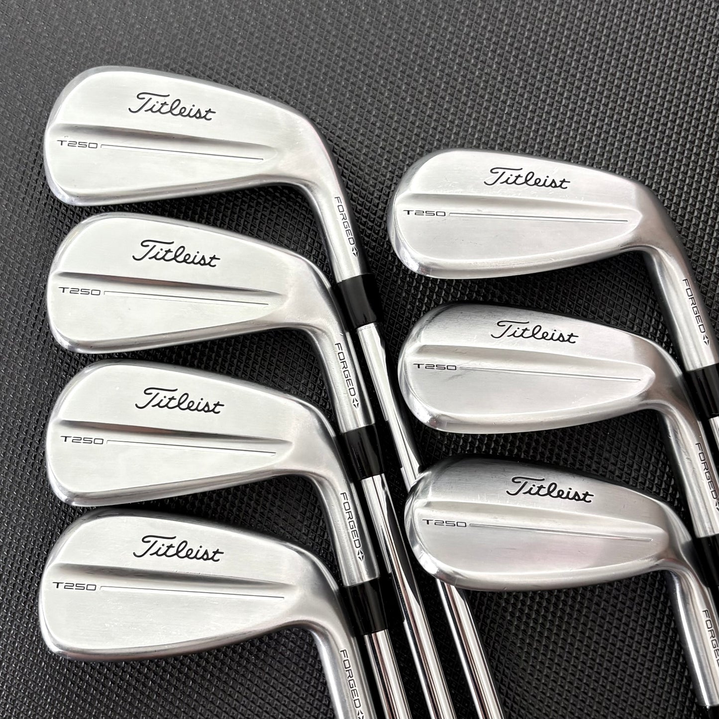 TITLEIST T250 2025 IRON SET