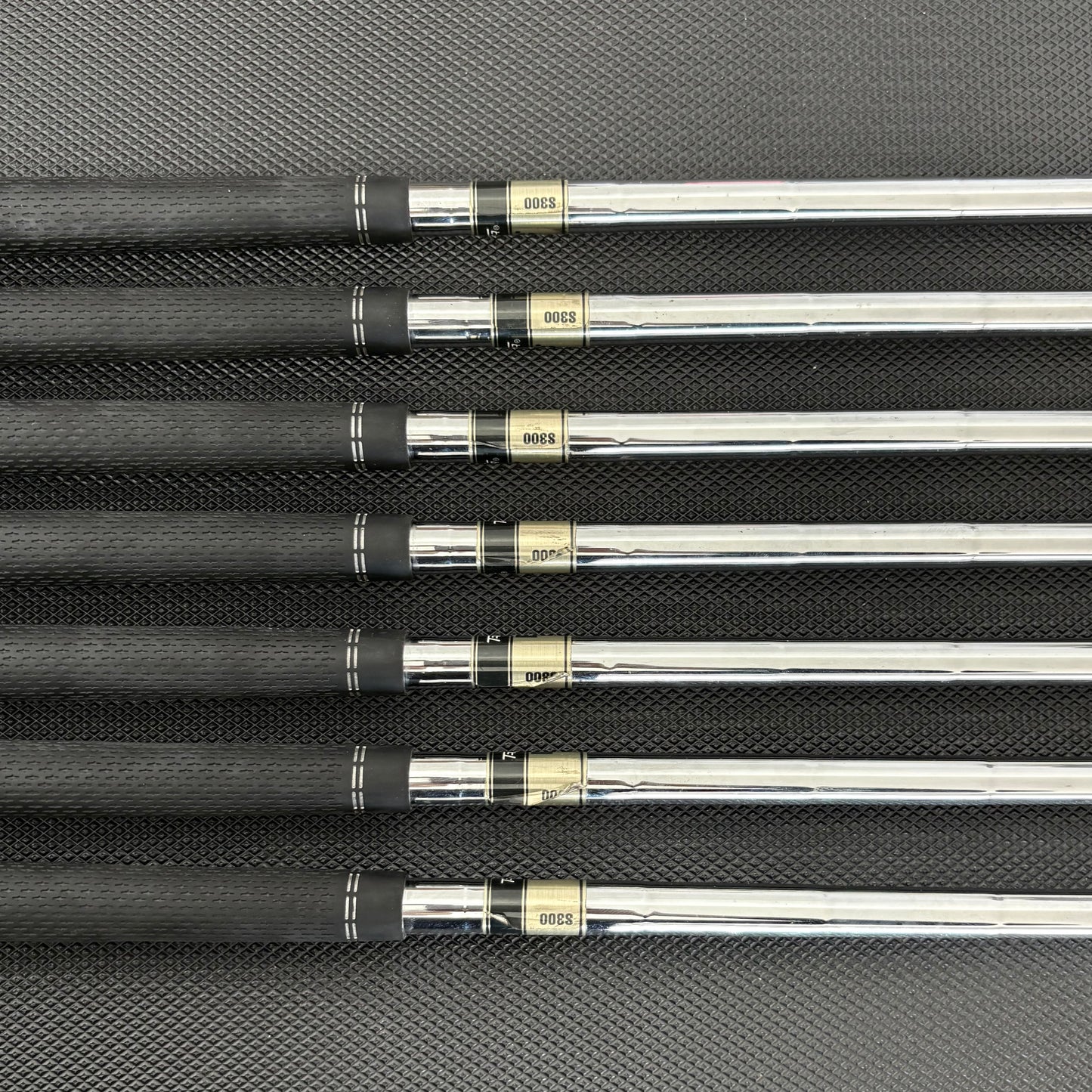 LH CLEVELAND LAUNCHER HB IRON SET