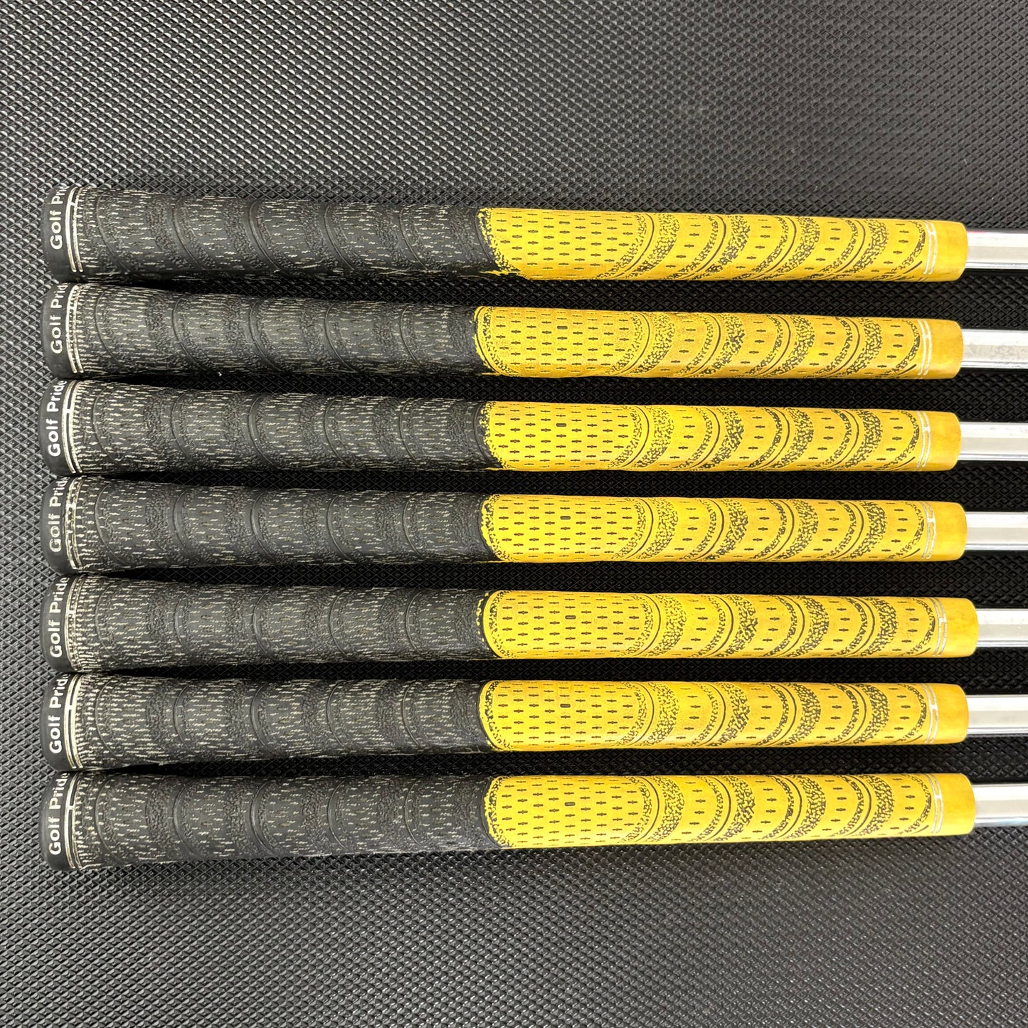 TAYLORMADE M5 IRON SET