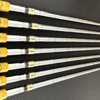 TAYLORMADE M5 IRON SET