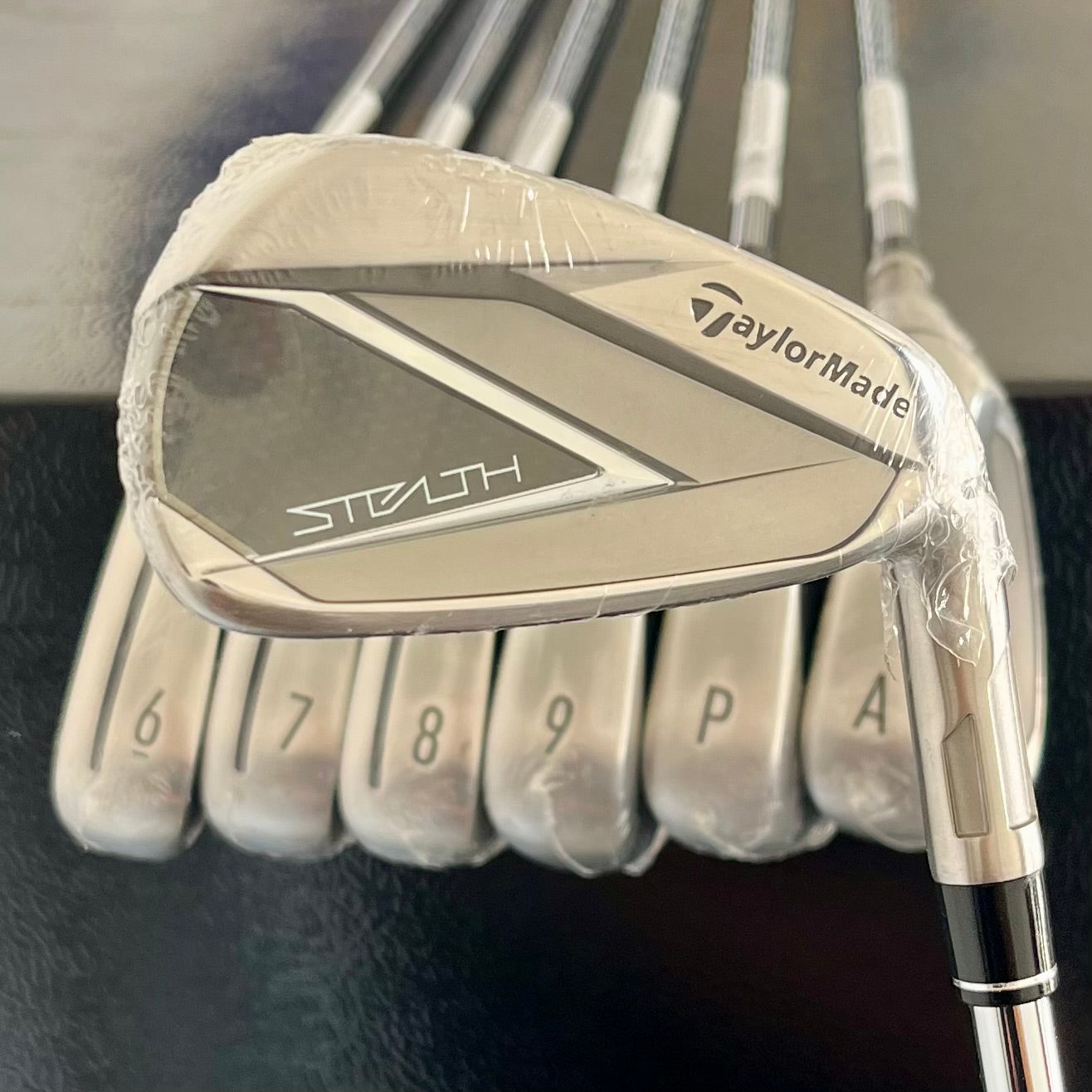 NEW TAYLORMADE STEALTH IRON SET