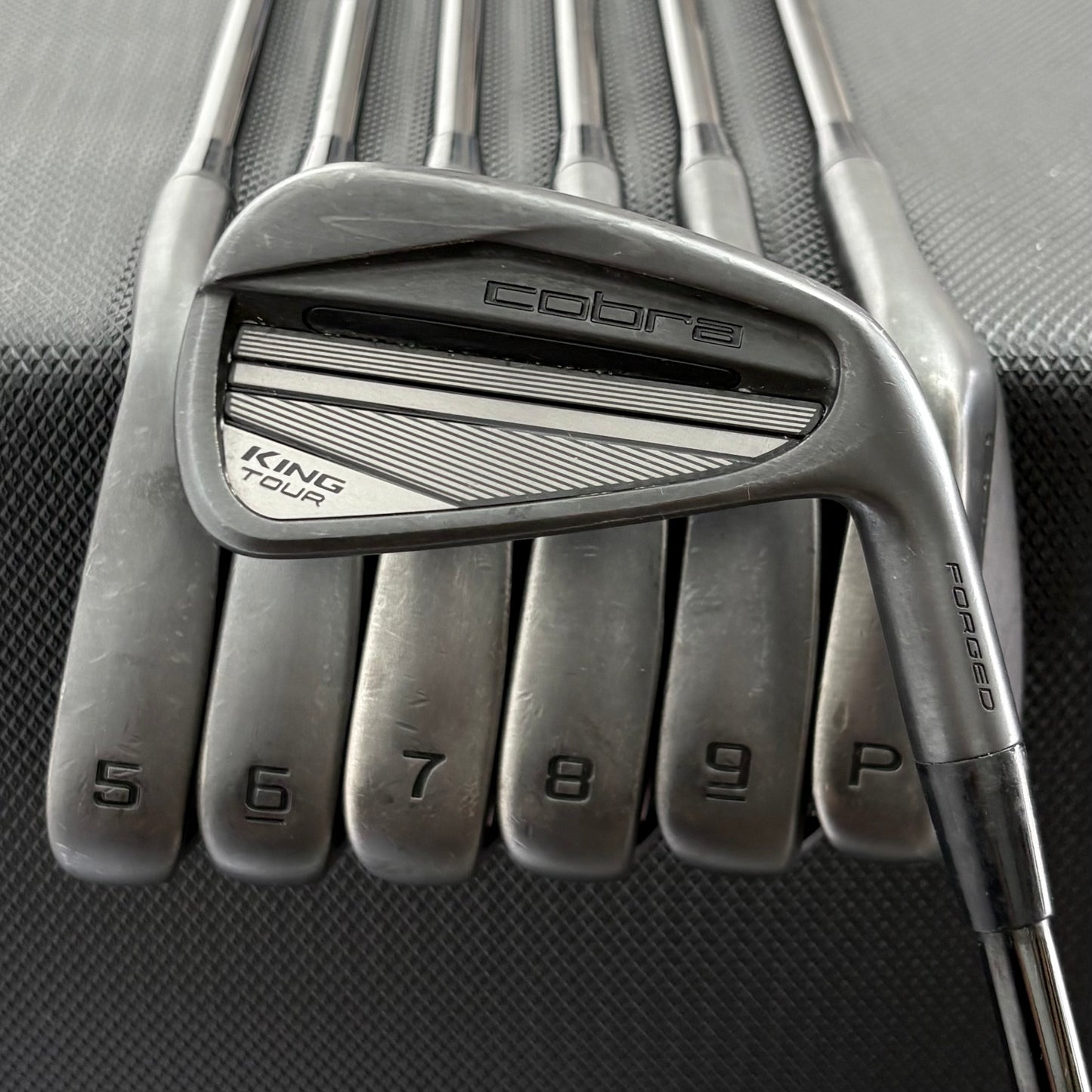 COBRA KING TOUR BLACK 2025 IRON SET