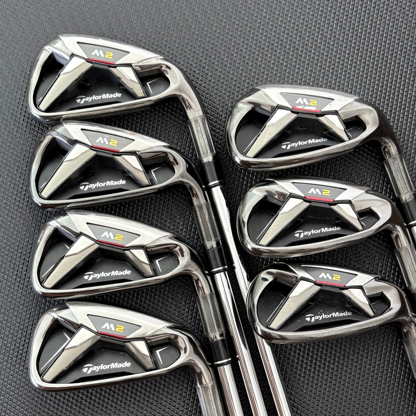 TAYLORMADE M2 IRON SET