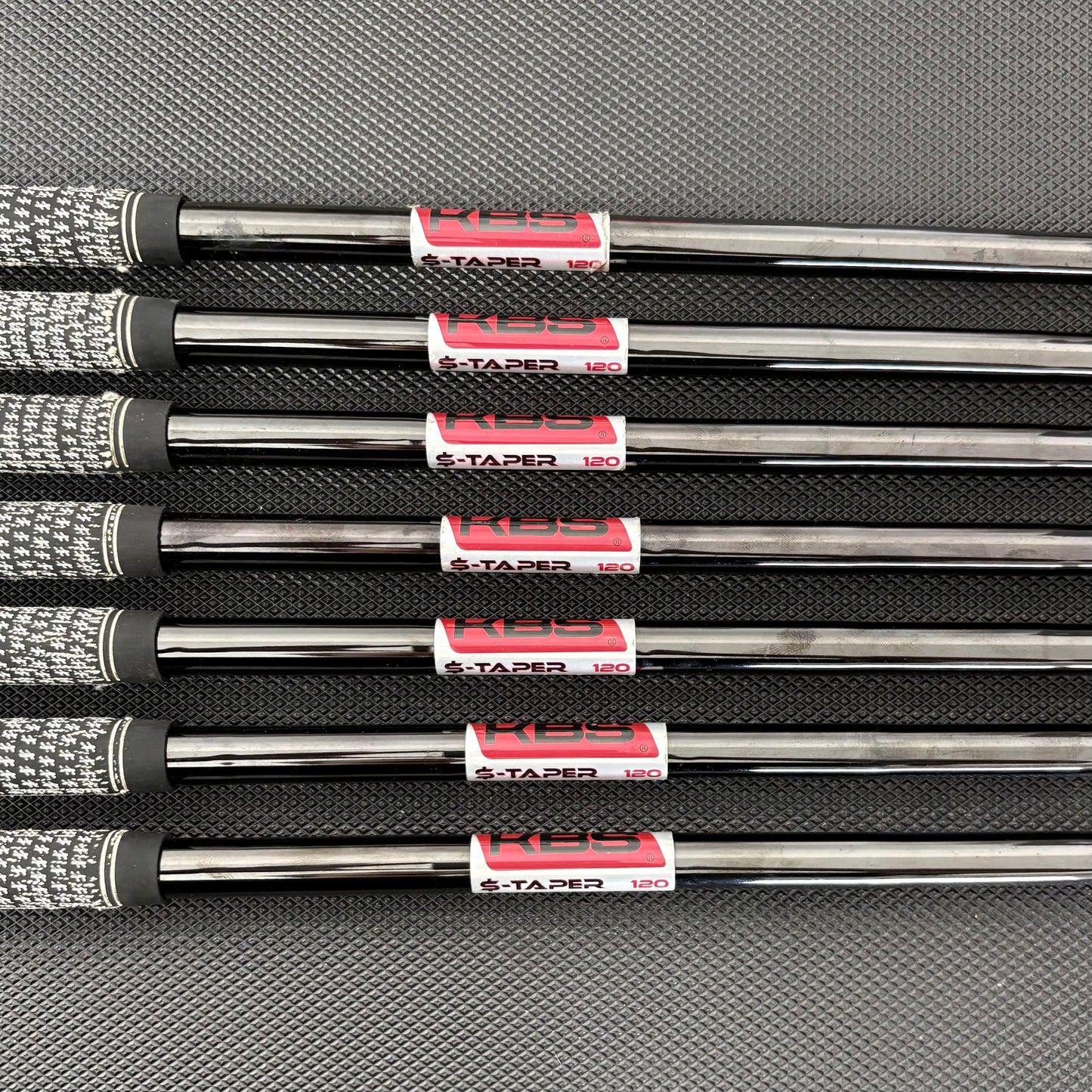 COBRA KING TOUR BLACK 2025 IRON SET