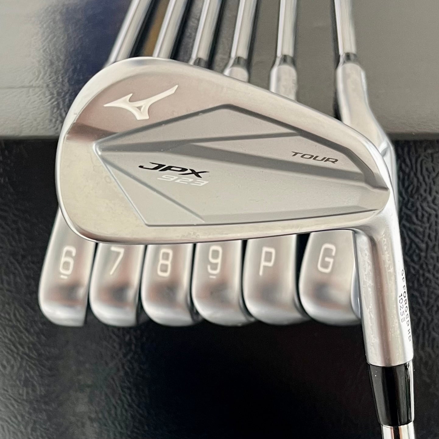 MIZUNO JPX 923 TOUR IRON SET