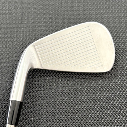 COBRA KING TOUR 2023 4 IRON