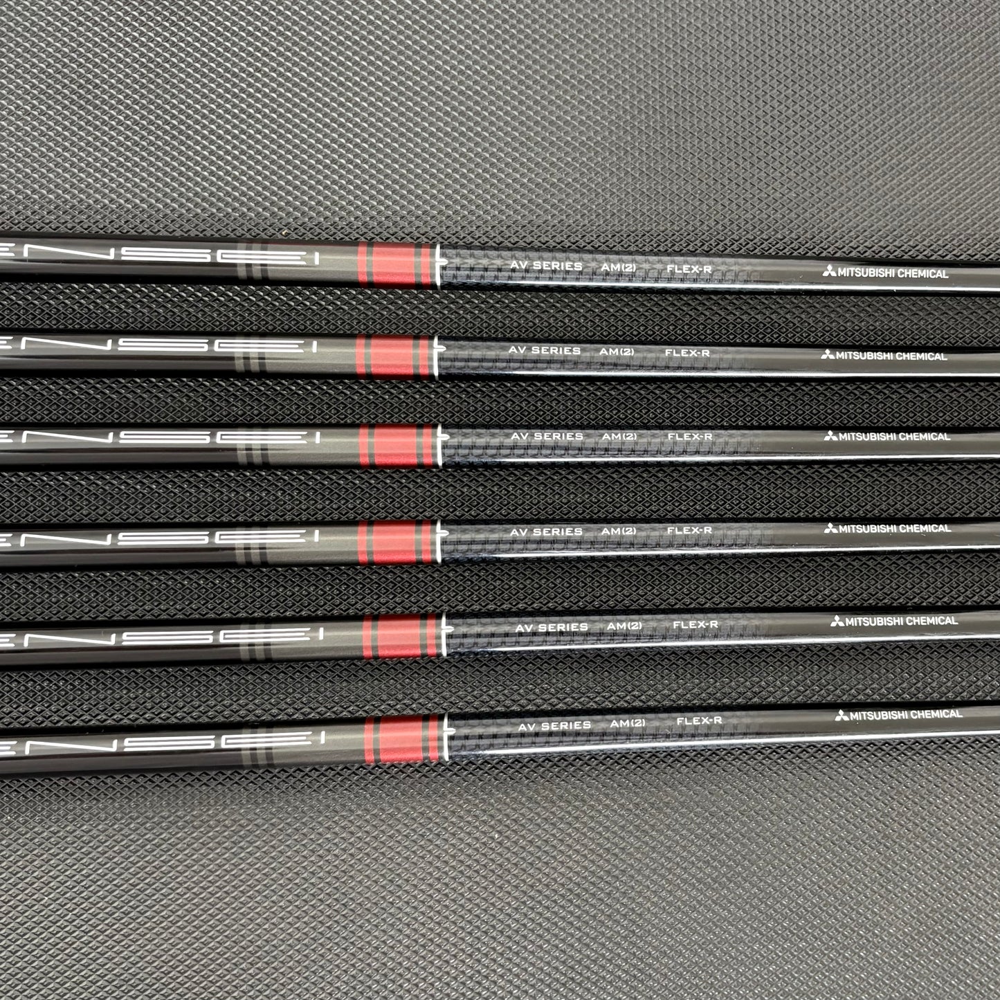 TITLEIST T300 2019 IRON SET