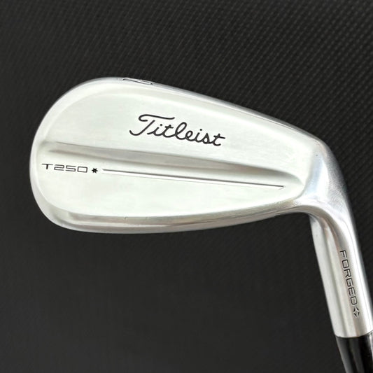 TITLEIST T250 2025 LAUNCH SPEC WEDGE (52 DEGREE)