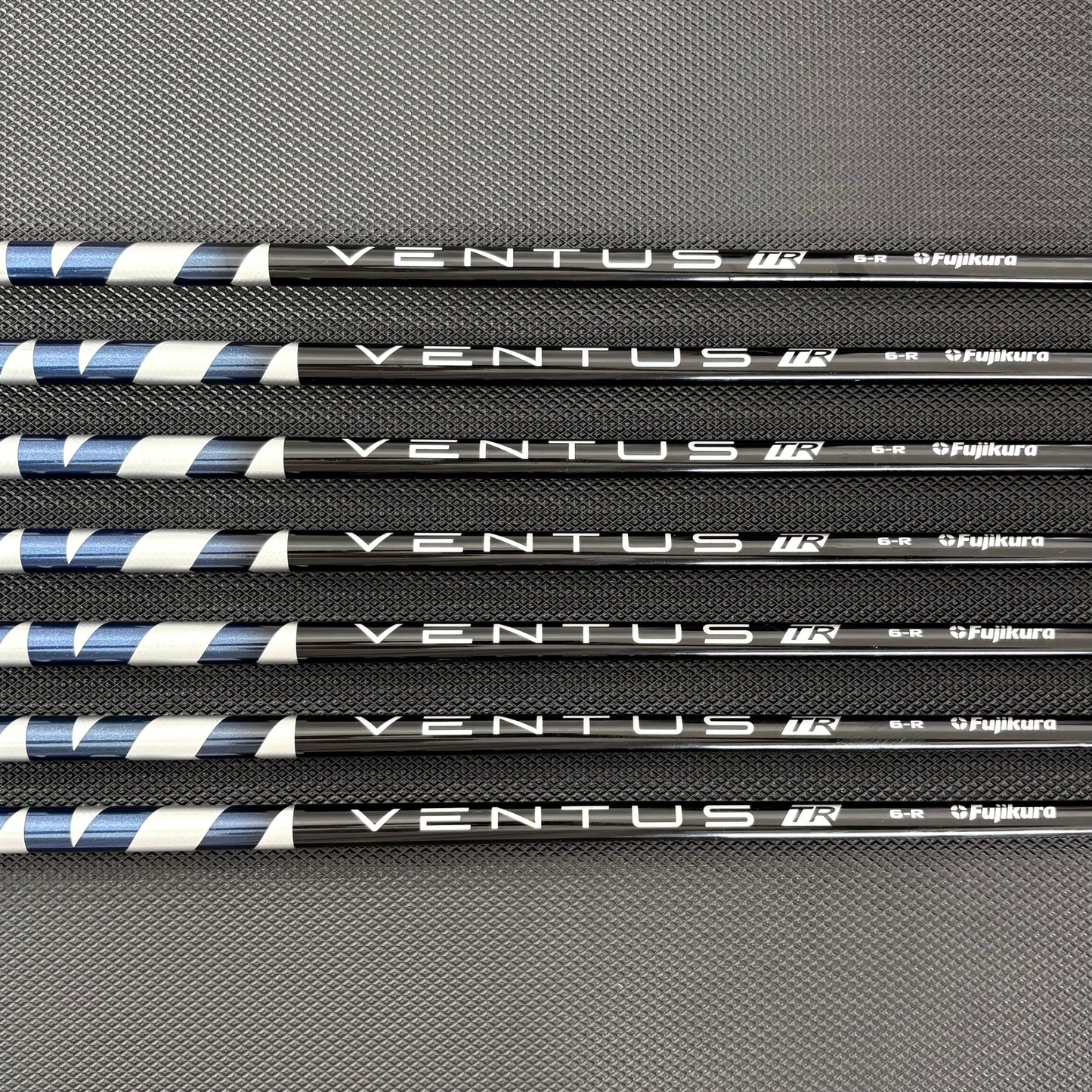 TAYLORMADE P790 2025 IRON SET