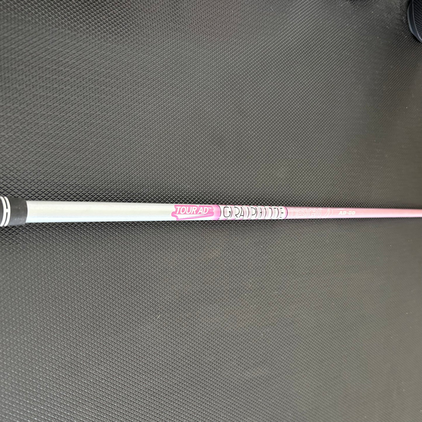 LADIES GRAPHITE DESIGN TOUR AD 50G DRIVER SHAFT + TAYLORMADE TIP (44.5")