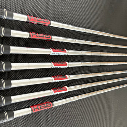 WILSON STAFF D7 IRON SET