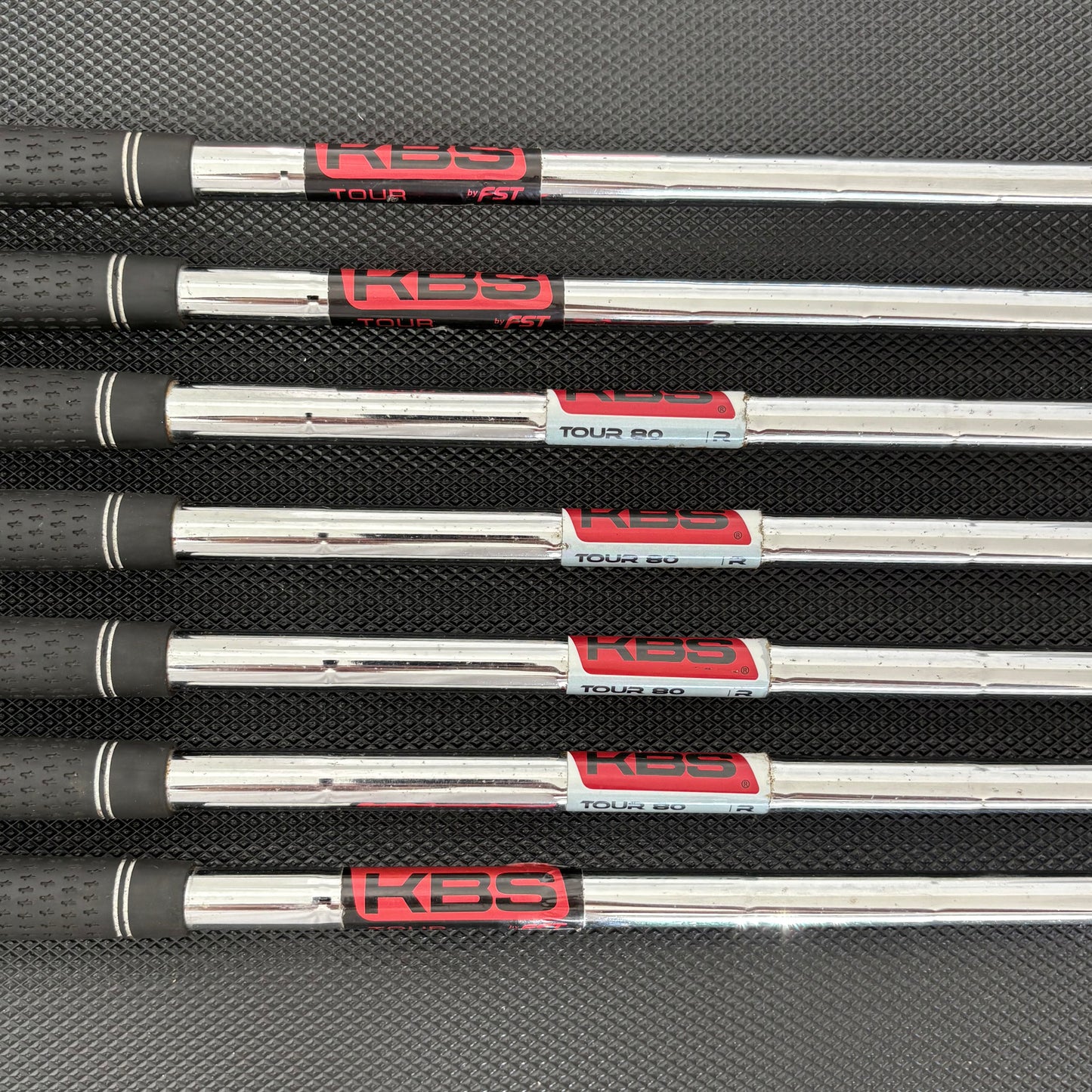 WILSON STAFF D7 IRON SET