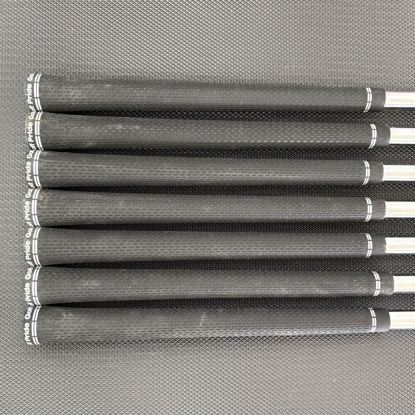 NEW SRIXON ZXI5 IRON SET