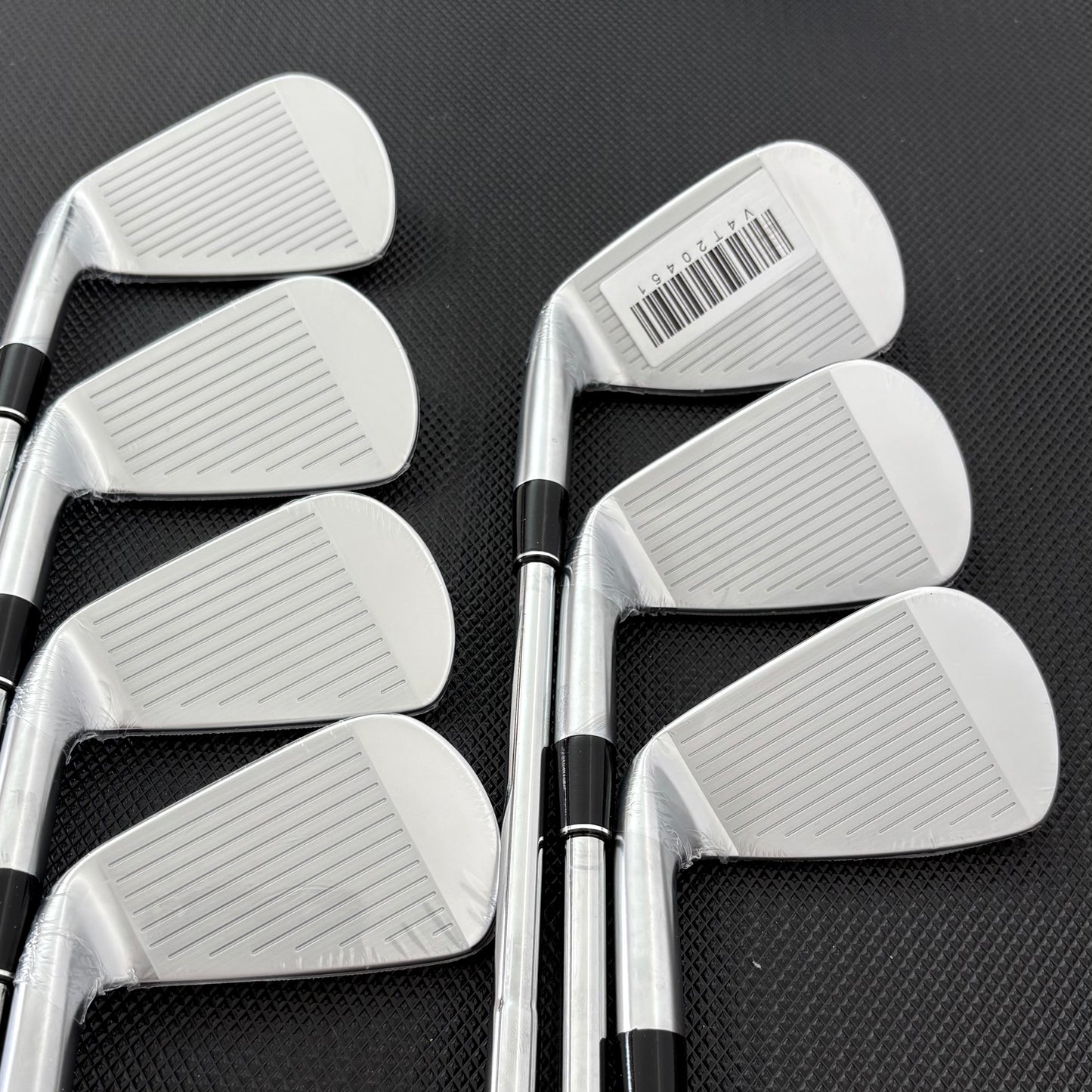 NEW SRIXON ZXI5 IRON SET