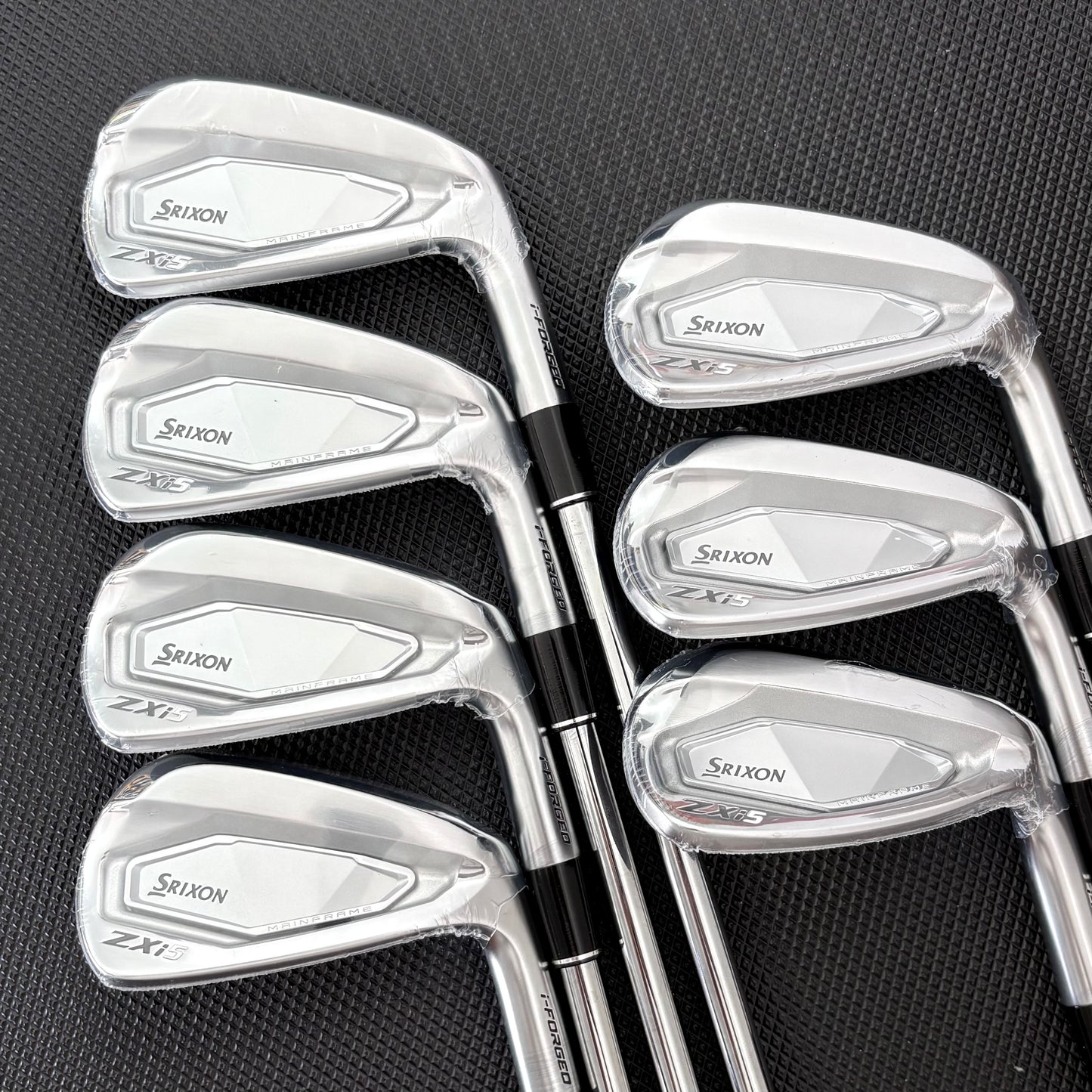 NEW SRIXON ZXI5 IRON SET
