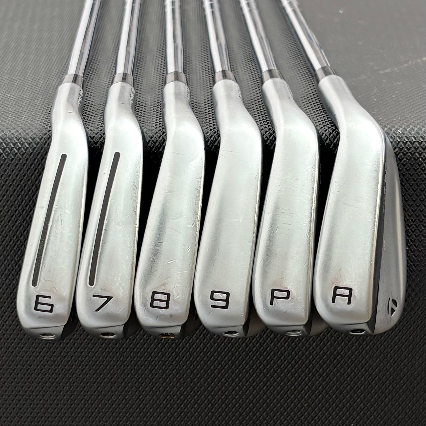 TAYLORMADE P790 2021 IRON SET