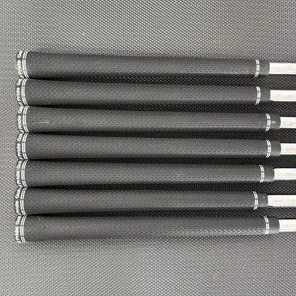 NEW SRIXON ZXI5 IRON SET