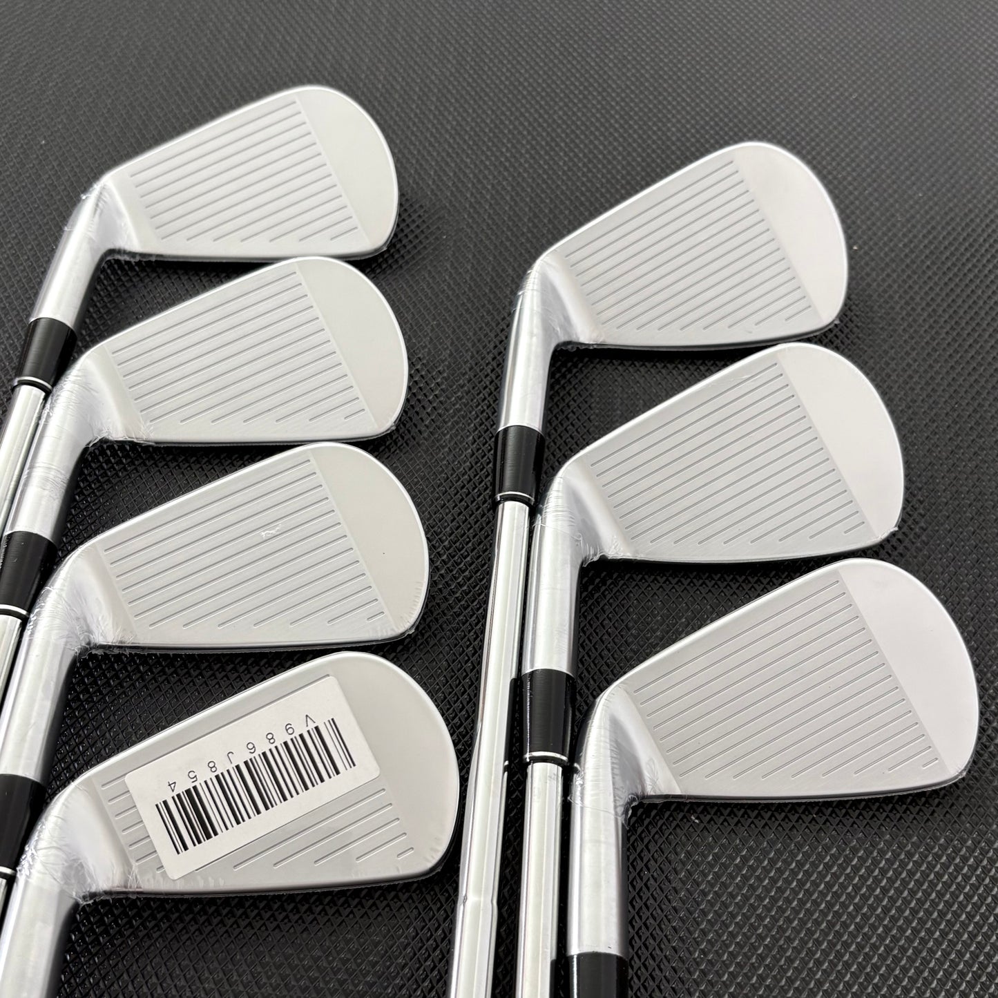 NEW SRIXON ZXI5 IRON SET