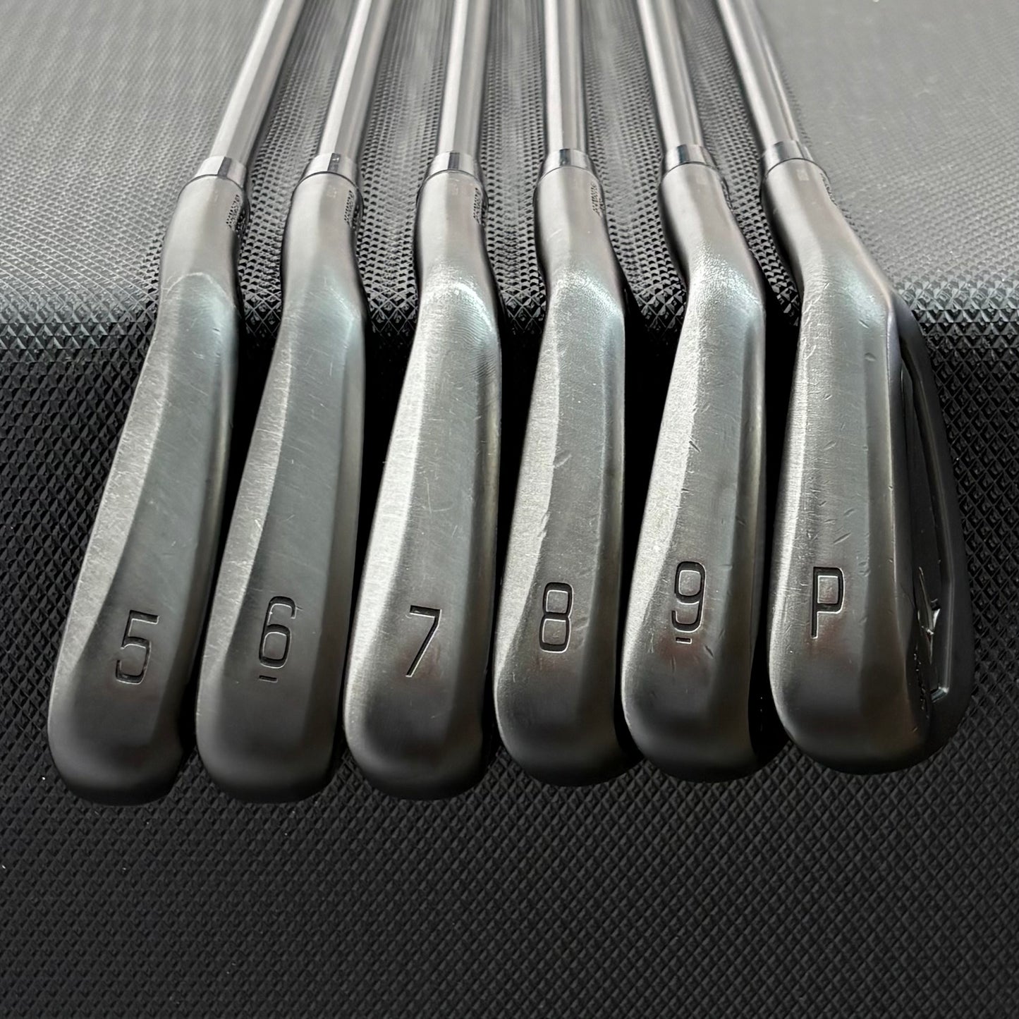 MIZUNO JPX 925 FORGED BLACK IRON SET