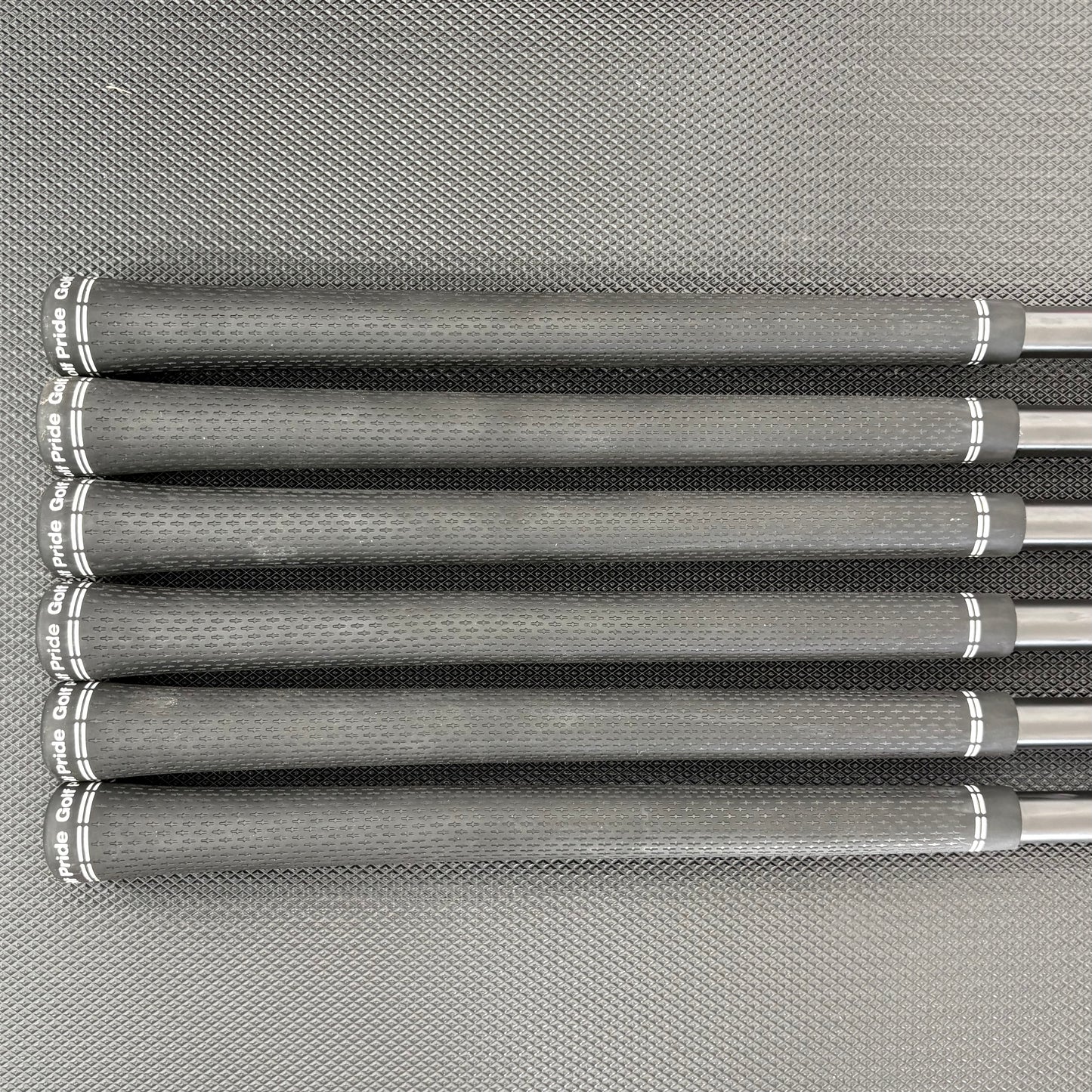 MIZUNO JPX 925 FORGED BLACK IRON SET