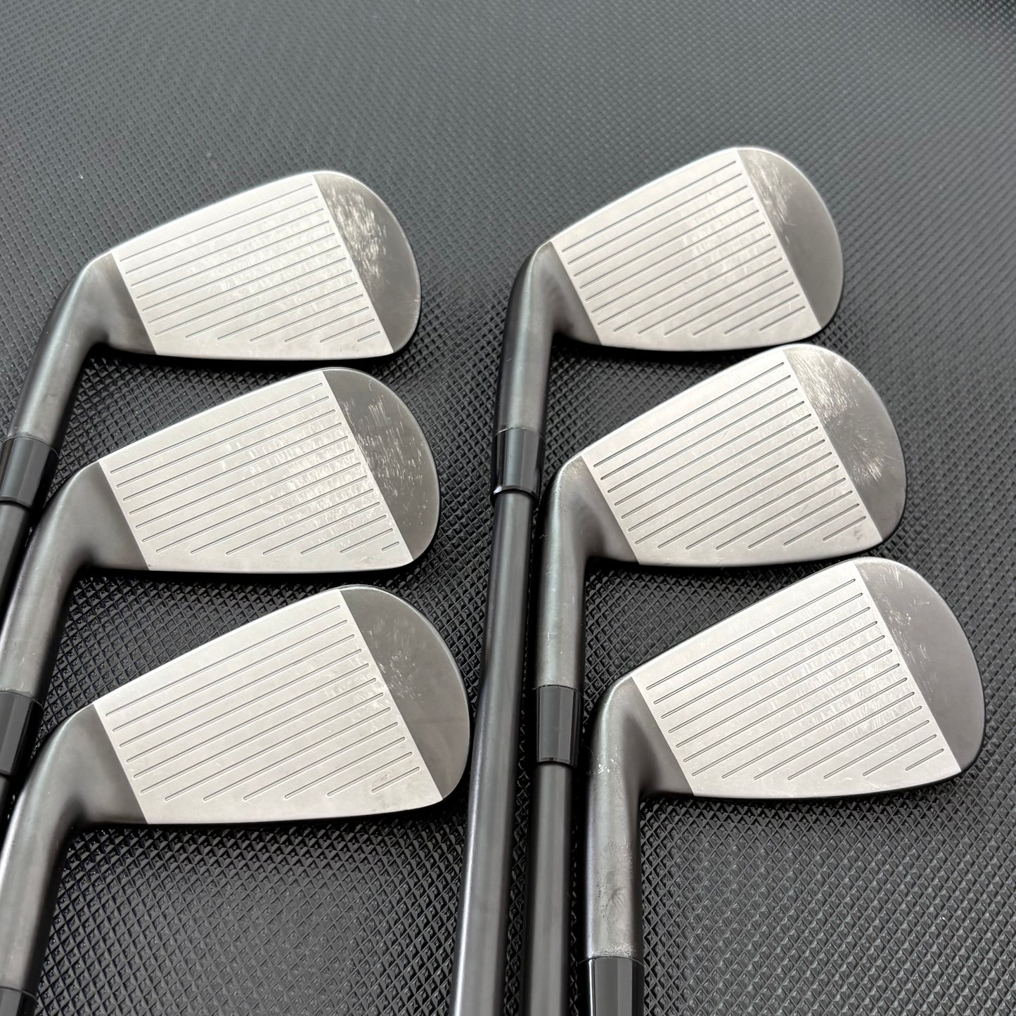 MIZUNO JPX 925 FORGED BLACK IRON SET