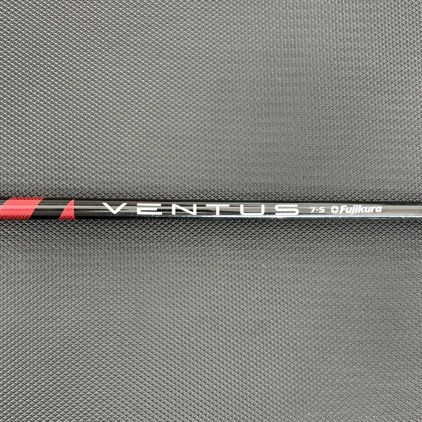 TAYLORMADE STEALTH RESCUE 3 HYBRID (19 DEGREE) + HEADCOVER