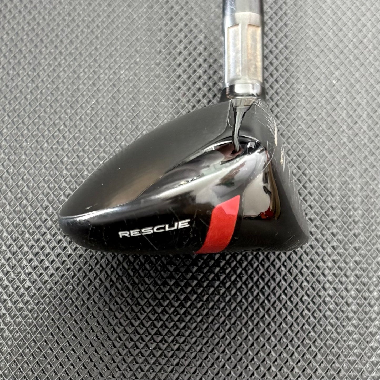 TAYLORMADE STEALTH RESCUE 3 HYBRID (19 DEGREE) + HEADCOVER