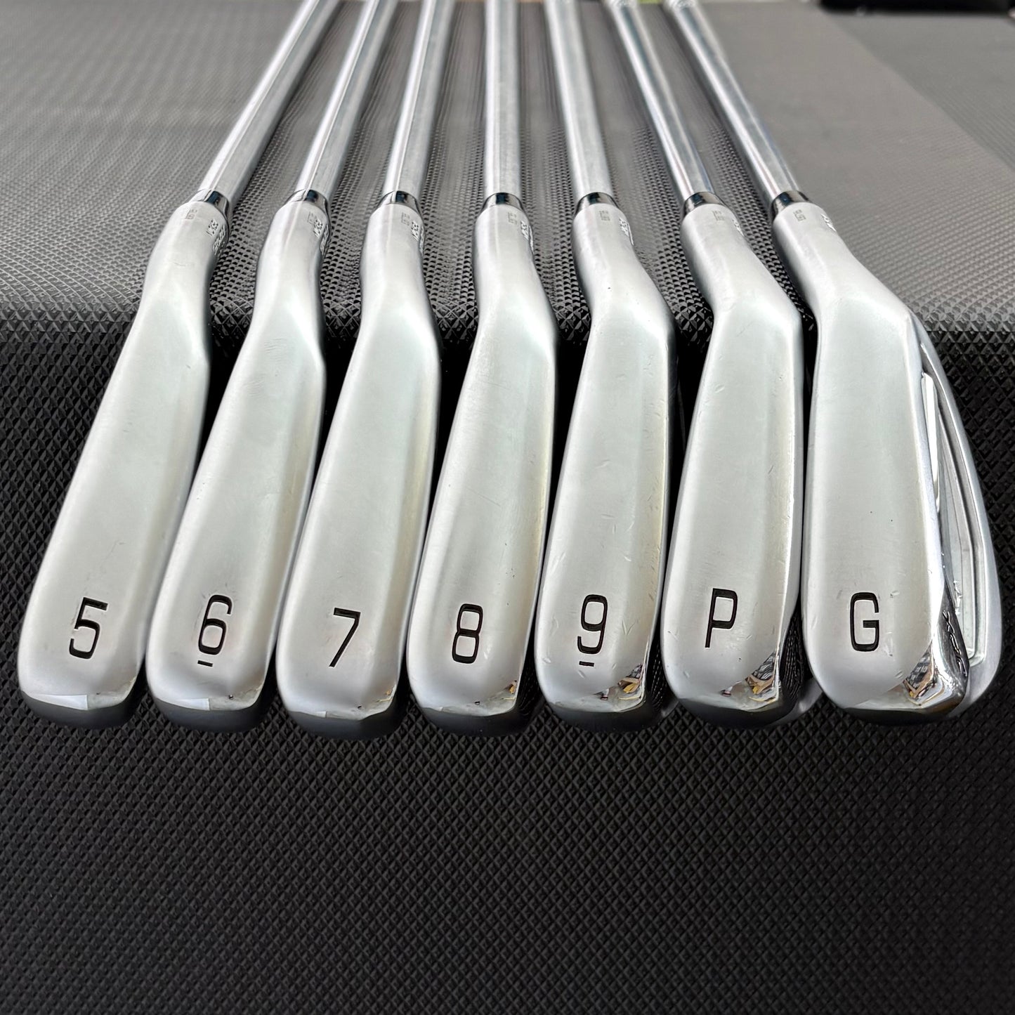 MIZUNO JPX 925 HOT METAL PRO IRON SET