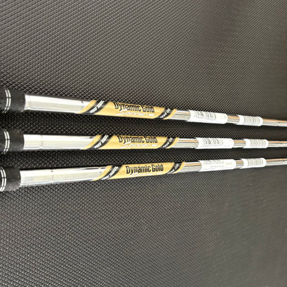 NEW CLEVELAND RTZ TOUR SATIN WEDGE SET